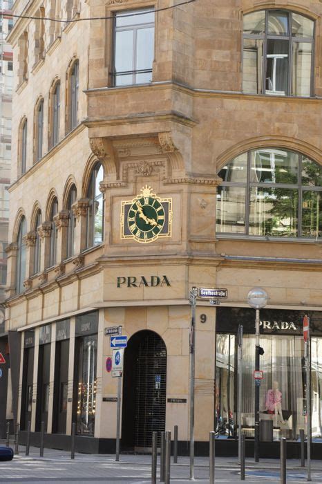 prada frankfurt telefonnummer|Prada Frankfurt Donna .